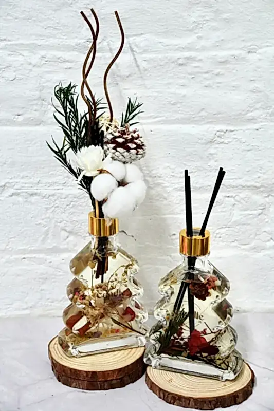 🎄 Make This Christmas Unforgettable with a Candle Making Workshop in London
