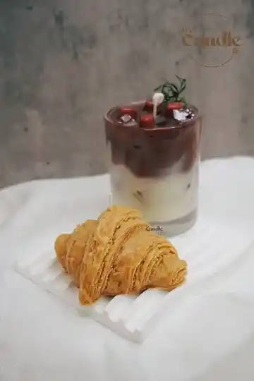Bread and Breakfast Candle Workshop Candle